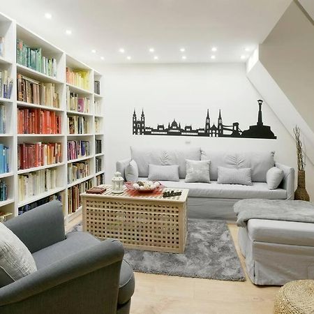 Downtown Island Of Peace By Nw Apartment Budapest Luaran gambar